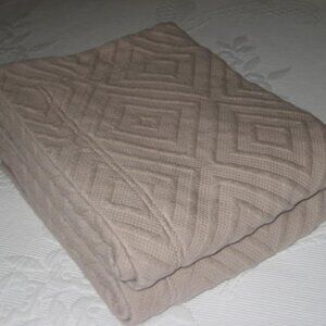 Set 2 Linea Casa SFERRA Standard Shams Matelassé Taupe Cotton Pair Excellent EUC